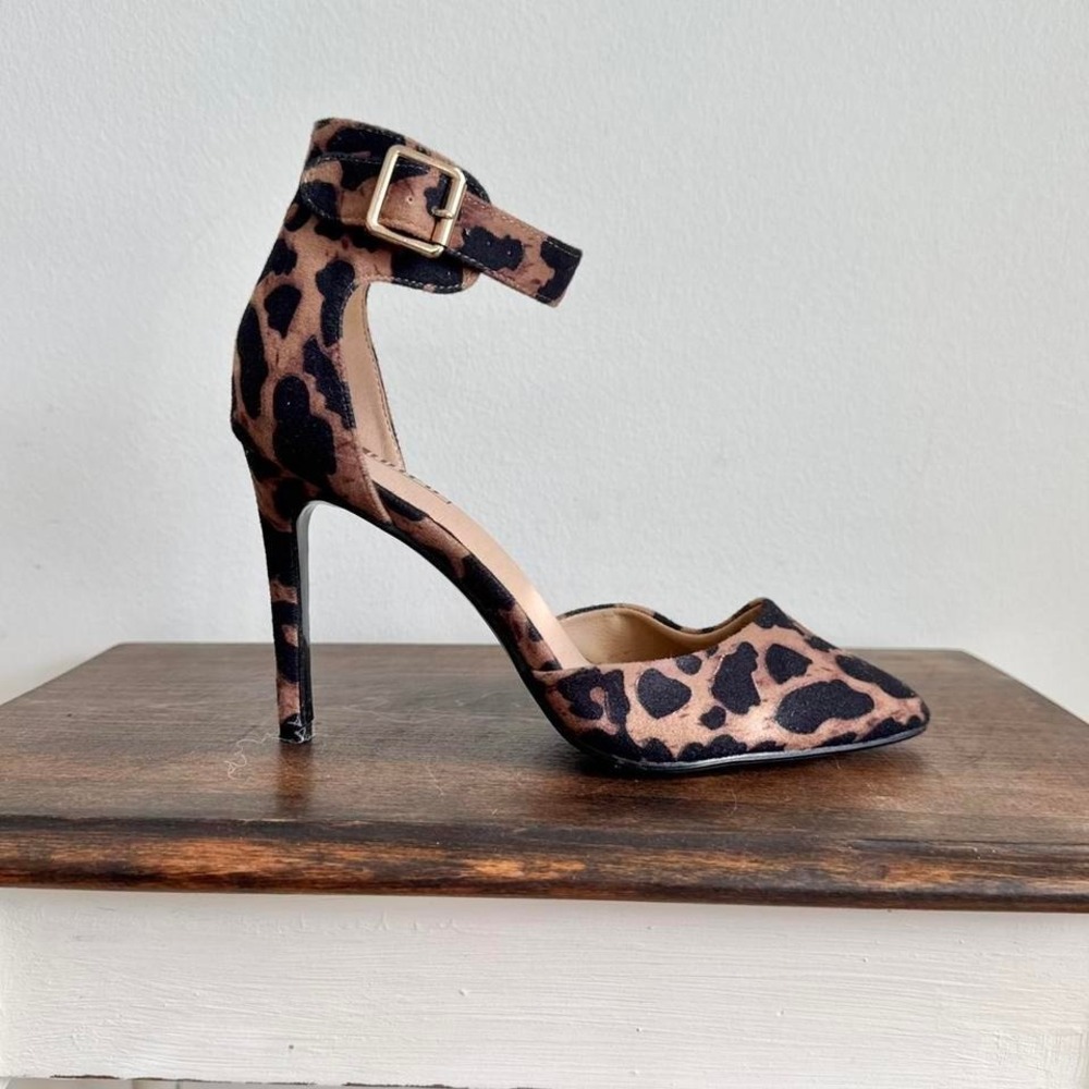 Y2K animal print heel size 8 leopard cheetah brown black